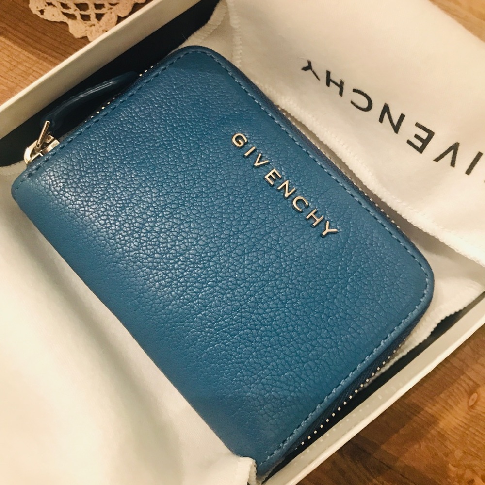 Givenchy Pandora mini zip wallet